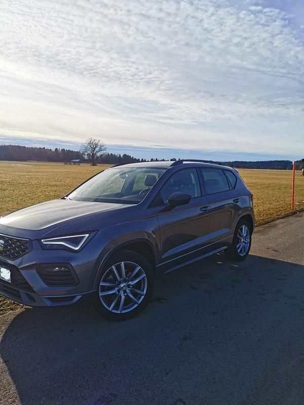 Gebraucht Seat Ateca 4Drive 190 PS (139 kW) 2022 Grau SUV