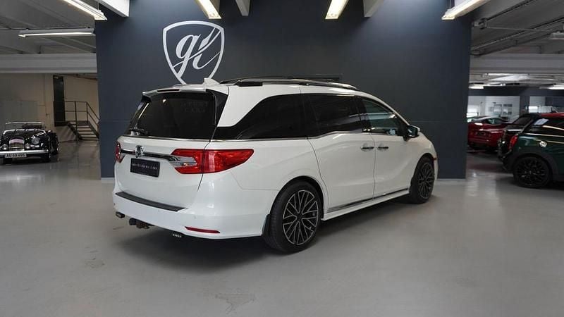 Gebraucht Honda Odyssey 284 PS (208 kW) 2017 Weiß Van / Kleinbus