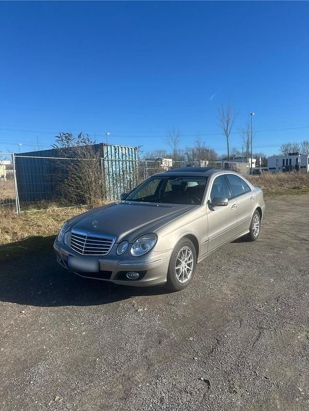 Gebraucht Mercedes E350 272 PS (200 kW) 2006 Andere farben Limousine