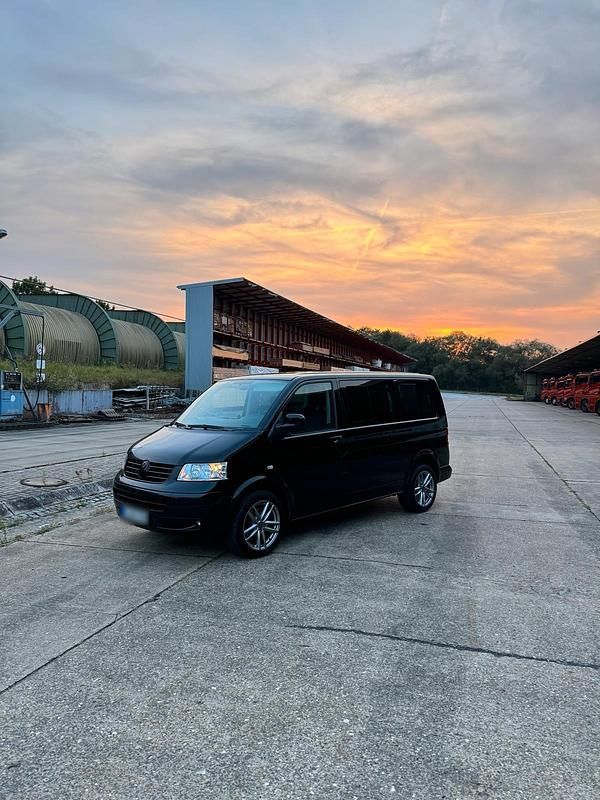 Gebraucht VW T5 131 PS (96 kW) 2007 Schwarz Van