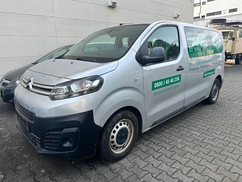Grau Gebraucht 2019 Citroën Jumpy Van / Kleinbus | 6.250 € - Bild 1/4
