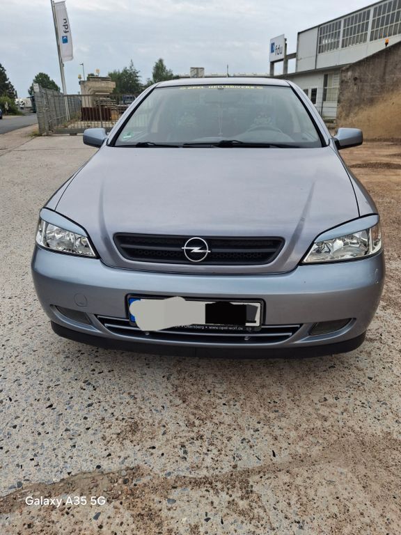 Silber Gebraucht 2004 Opel Astra Coupé | 2.560 € (Fairer Preis) - Bild 1/4