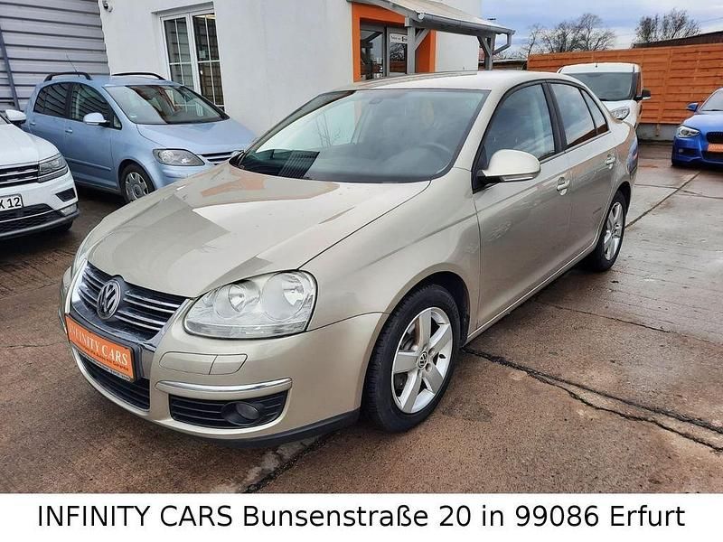 Gebraucht VW Jetta United 122 PS (89 kW) 2009 Beige Limousine