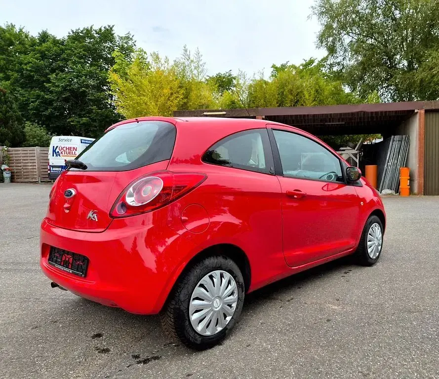 Gebraucht Ford Ka 69 PS (50 kW) 2013 Rot Kleinwagen