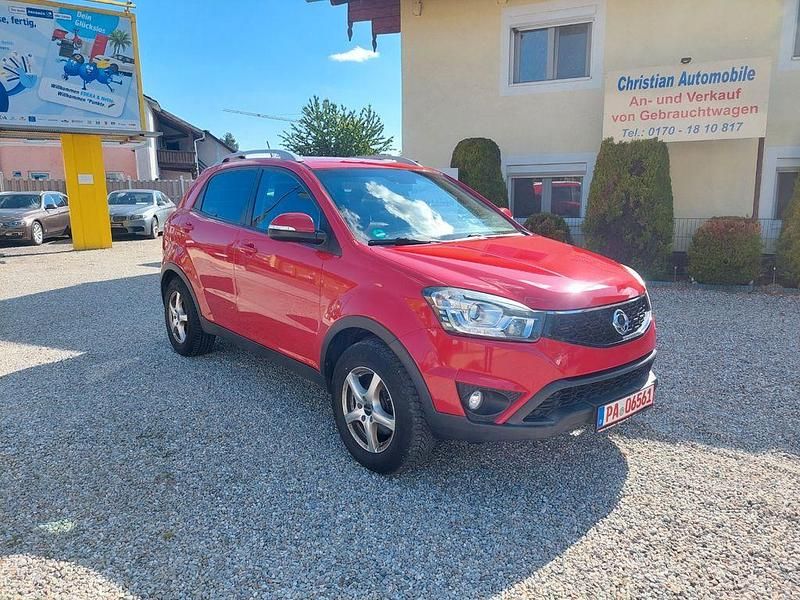 Rot Gebraucht 2016 Ssangyong (KGM) Korando SUV | 4.990 € (Fairer Preis) - Bild 1/4