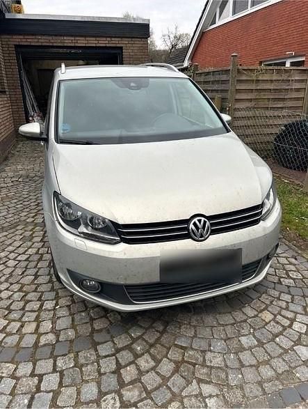 Gebraucht VW Touran 105 PS (77 kW) 2011 Silber Van / Kleinbus