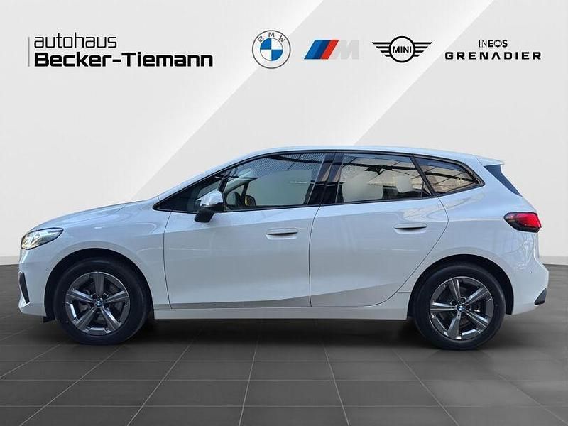 Gebraucht BMW 220 Active Tourer Efficient Dynamics 156 PS (114 kW) 2025 Alpinweiß uni Van / Kleinbus