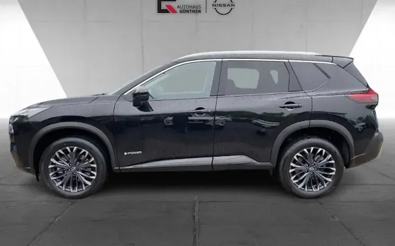 Gebraucht Nissan X-Trail 360º 204 PS (150 kW) 2026 Schwarz SUV
