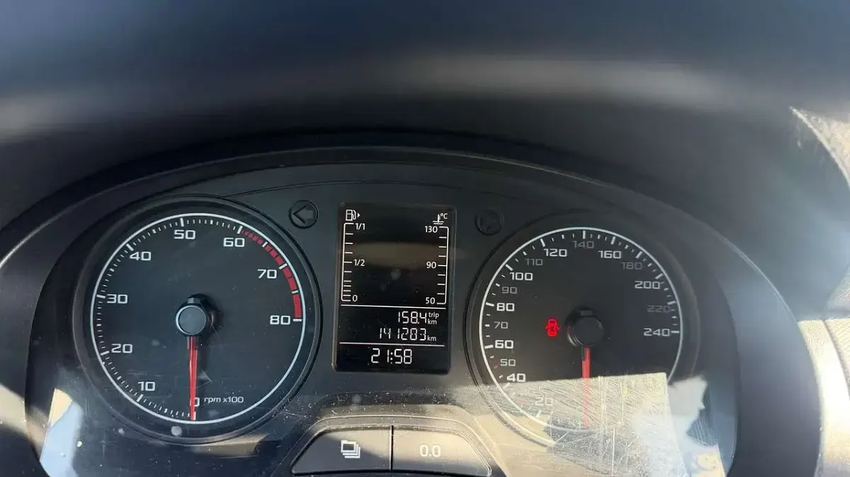 Gebraucht Seat Toledo Reference 86 PS (63 kW) 2013 "capuccino" beige Kleinwagen