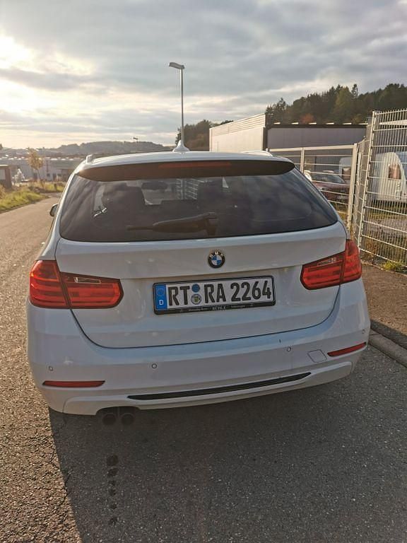 Second-hand BMW 330 258 CP (189 kW) 2012 Alb Break