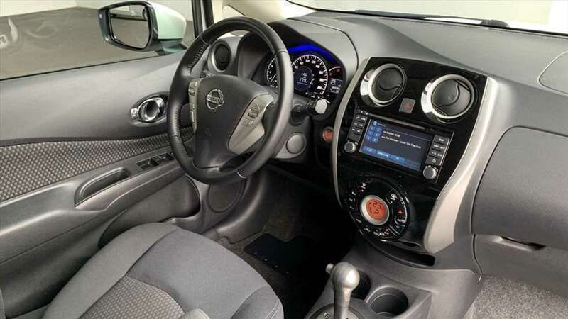 Gebraucht Nissan Note S 98 PS (72 kW) 2016 Weiss / whitebrillant / metallic Van / Kleinbus