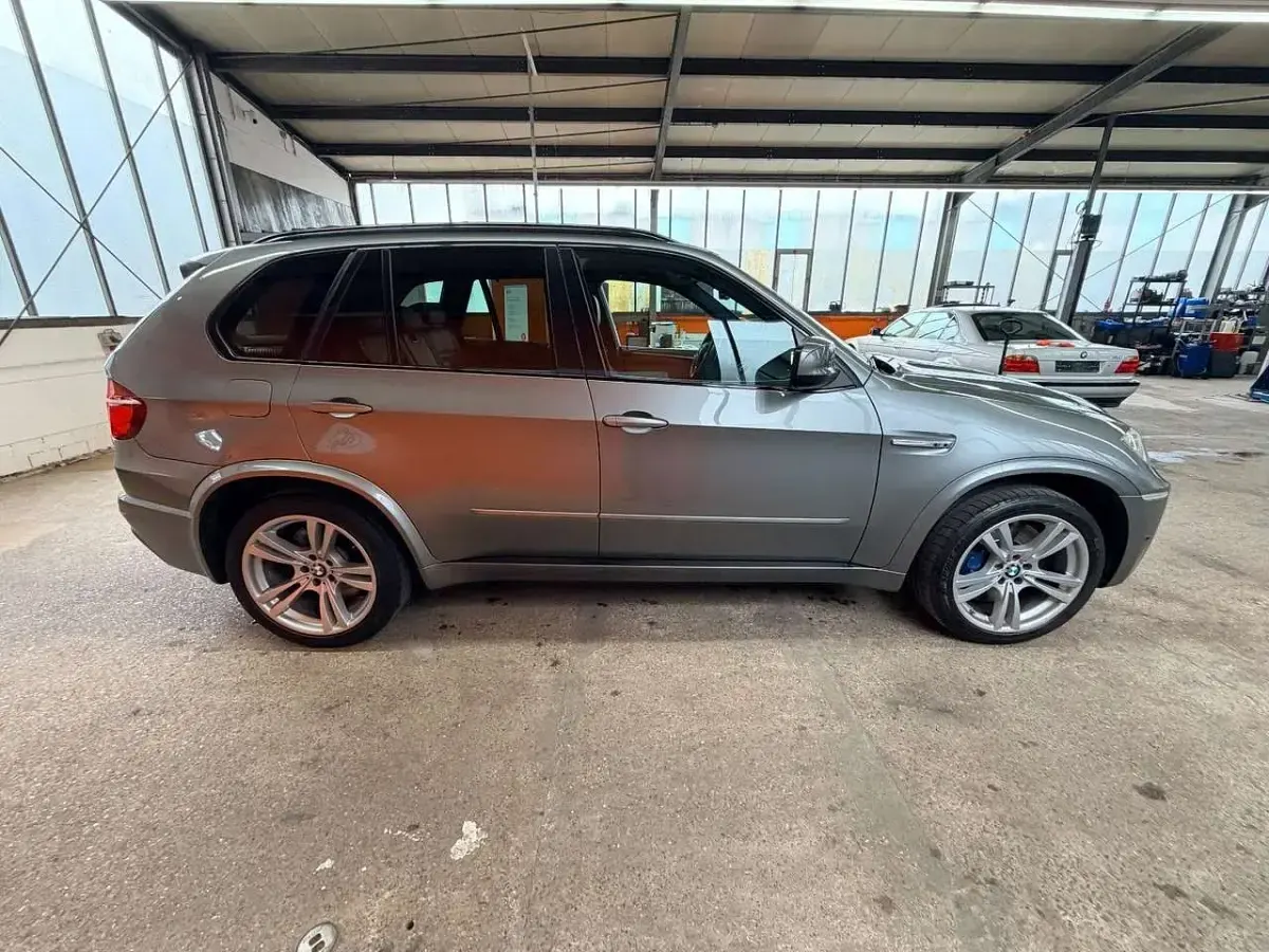 Gebraucht BMW X5 M Exclusive 555 PS (408 kW) 2012 Grau SUV