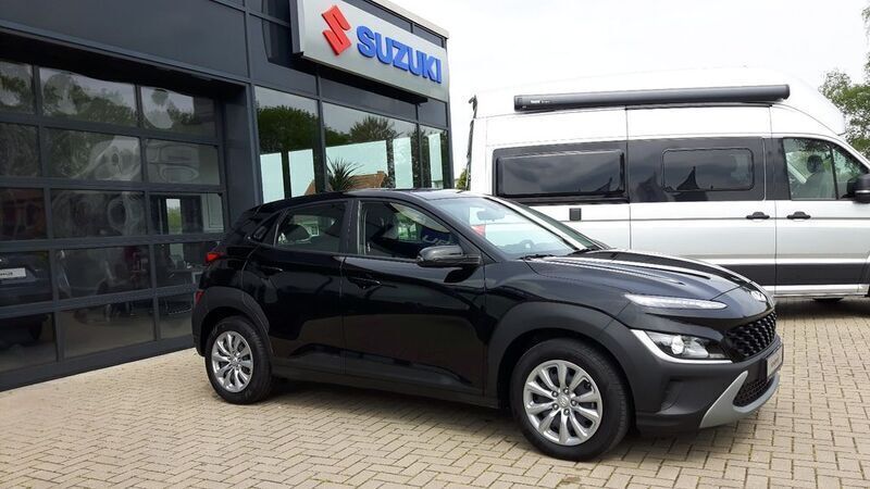 Gebraucht Hyundai Kona Classic 120 PS (88 kW) 2022 Schwarz SUV