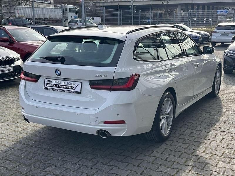 Gebraucht BMW 318 156 PS (114 kW) 2025 Alpinweiss Kombi