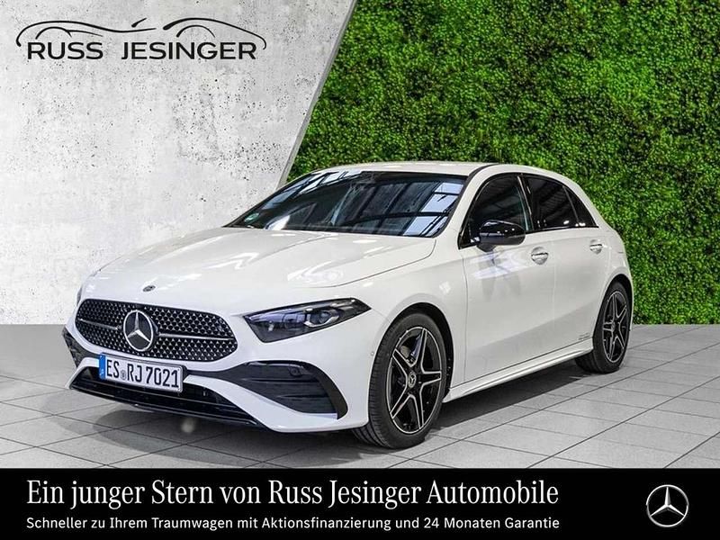 Unilack polarweiß Gebraucht 2024 Mercedes A200 AMG line Limousine | 33.850 € (Fairer Preis) - Bild 1/3