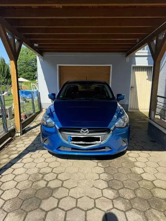 Gebraucht Mazda 2 Center-Line 90 PS (66 kW) 2016 Blau Limousine