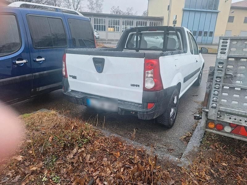 Gebraucht Dacia Logan Pick-Up 87 PS (63 kW) 2009 Weiß Pickup