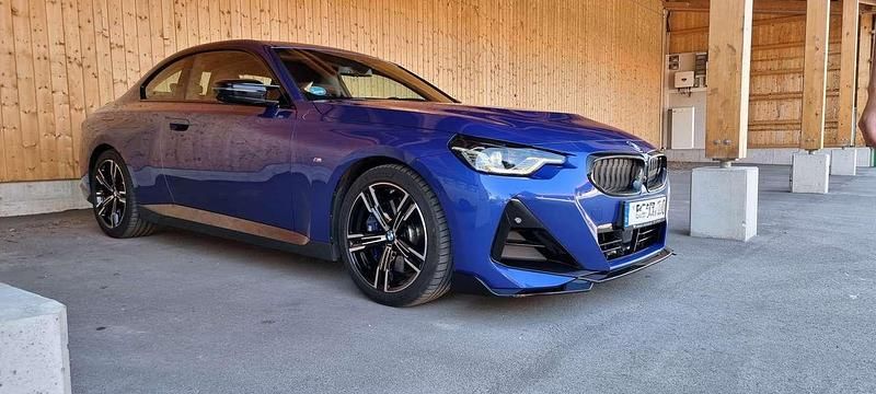 Blau Gebraucht 2021 BMW 220 M Sport Coupé | 37.900 € (Teuer) - Bild 1/4
