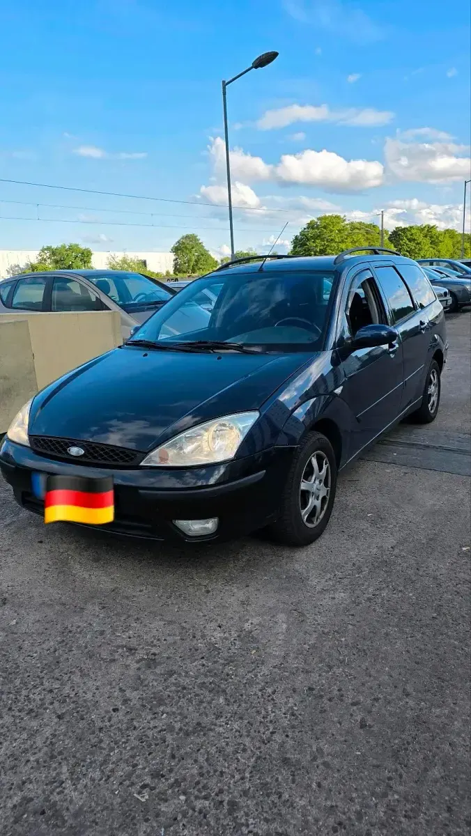 Gebraucht Ford Focus 116 PS (85 kW) 2004 Blau Kombi