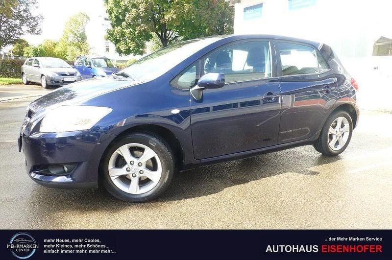 Blau Gebraucht 2007 Toyota Auris Sol Limousine | 6.790 € (Teuer) - Bild 1/4