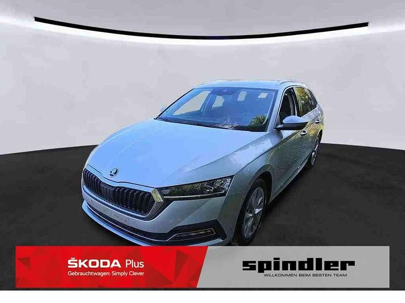 Brillantsilber metallic Gebraucht 2022 Skoda Octavia Style Kombi | 23.980 € (Fairer Preis) - Bild 1/3