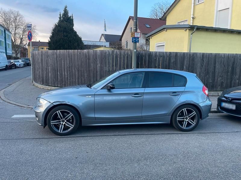 Gebraucht BMW 120 163 PS (119 kW) 2006 Grau Kleinwagen