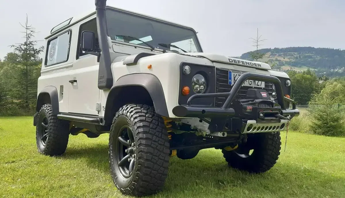 Gebraucht Land Rover Defender 122 PS (89 kW) 1998 Weiß SUV