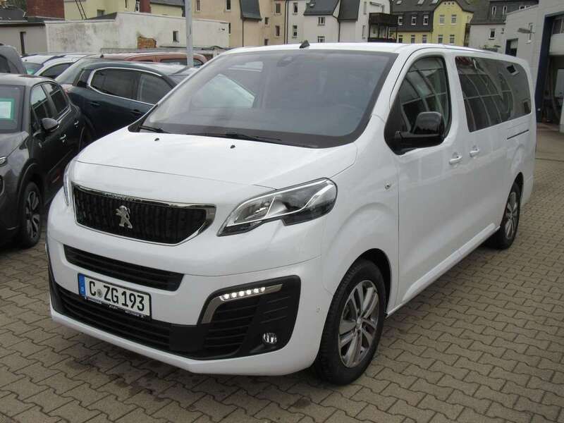 Gebraucht Peugeot Traveller Active 177 PS (130 kW) 2023 Weiß Van / Kleinbus