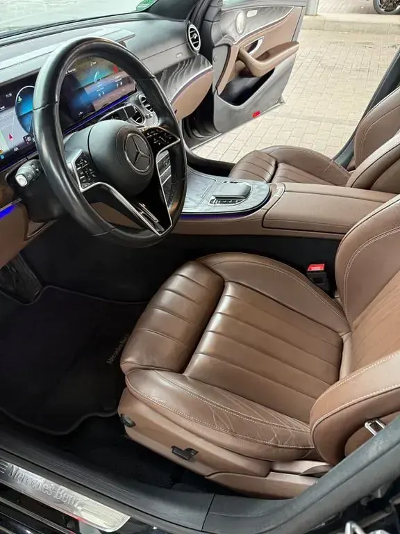 Usata Mercedes E400 AMG 330 CV (242 kW) 2021 Nero Berlina