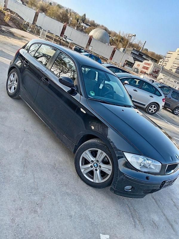 Gebraucht BMW 116 116 PS (85 kW) 2006 Schwarz Kleinwagen