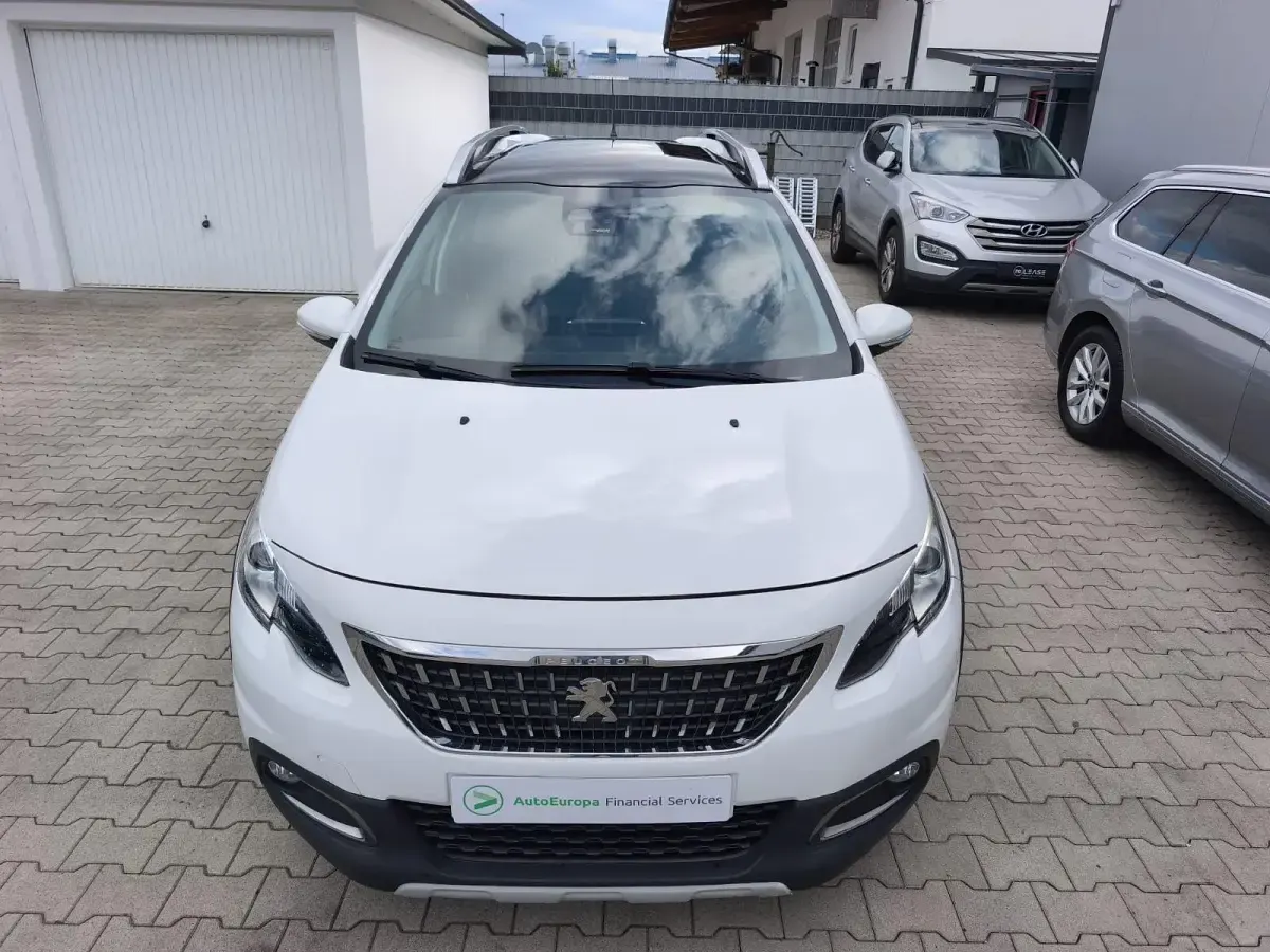 Gebraucht Peugeot 2008 Crossway 131 PS (96 kW) 2019 Weiß SUV