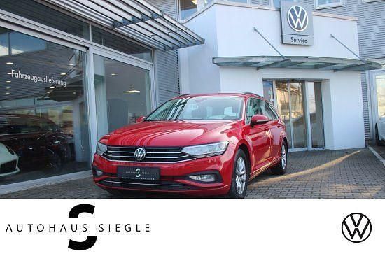 Gebraucht VW Passat Business 122 PS (89 kW) 2023 Rot Kombi