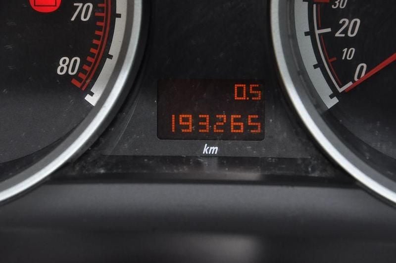 Gebraucht Opel Astra GTC Sport 179 PS (131 kW) 2010 Schwarz Limousine