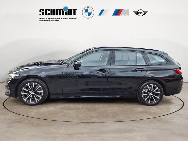 Gebraucht BMW 320 Shadowline 184 PS (135 kW) 2023 Schwarz uni Kombi