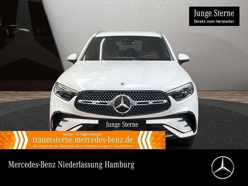 Manufaktur opalithweiß bright Gebraucht 2025 Mercedes GLC300e AMG SUV | 62.990 € (Fairer Preis) - Bild 1/3