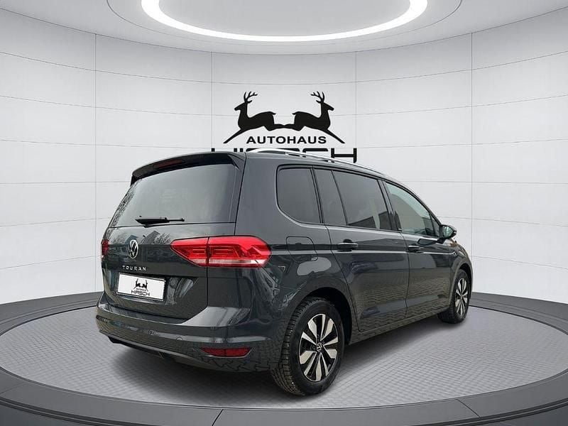 Gebraucht VW Touran Comfortline 150 PS (110 kW) 2024 Grau Van / Kleinbus
