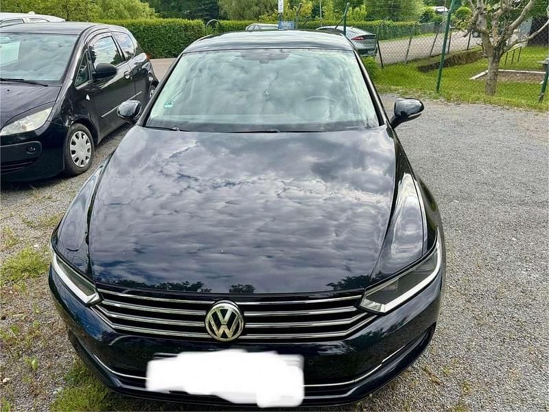 Gebraucht 2016 VW Passat Limousine | 11.000 € (Guter Preis) - Bild 1/4