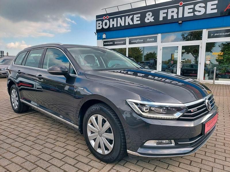 Gebraucht VW Passat Highline 190 PS (139 kW) 2018 Grau Kombi