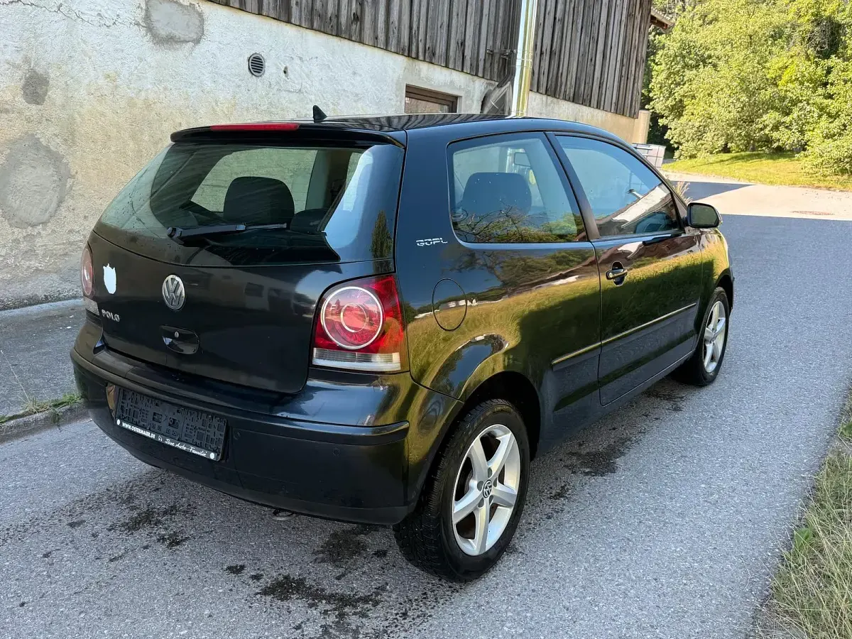 Gebraucht VW Polo 54 PS (39 kW) 2006 Schwarz Kleinwagen