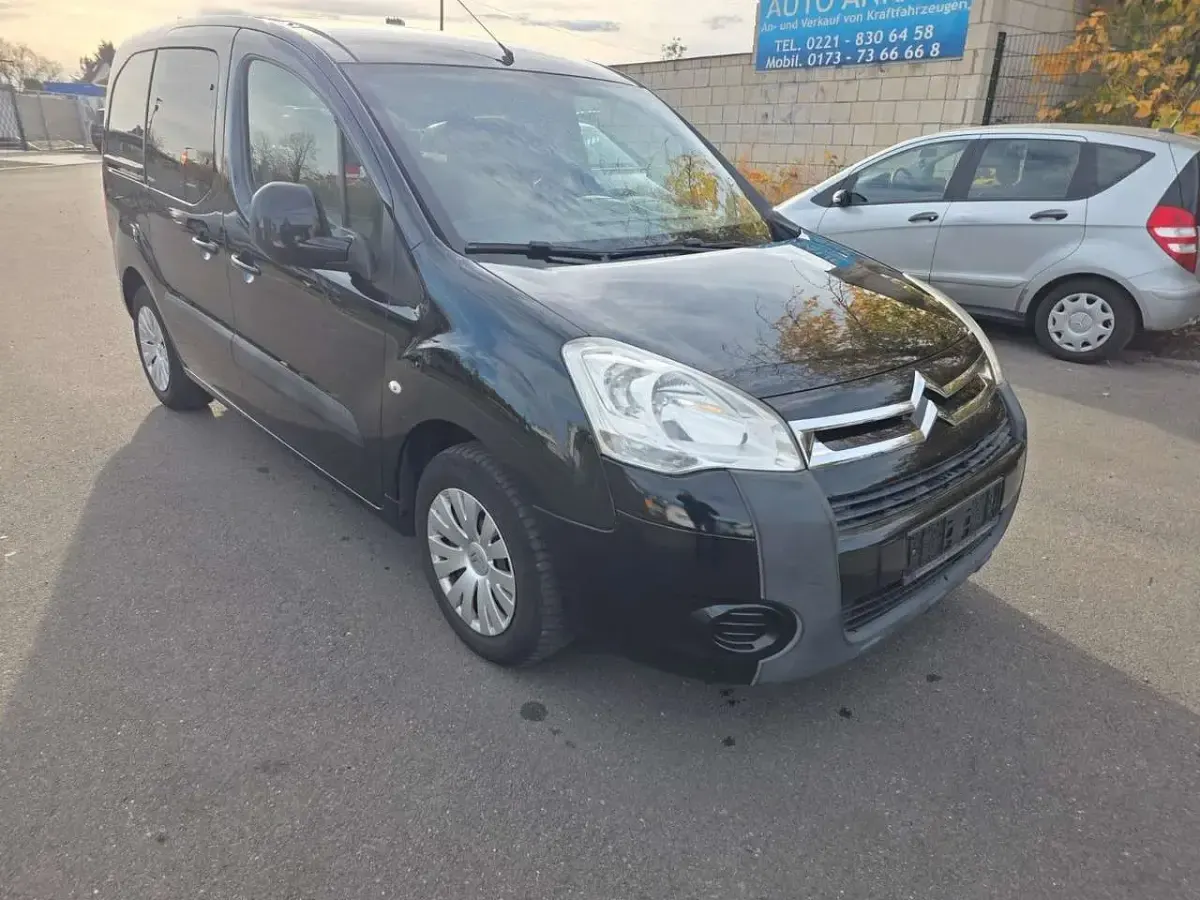 Gebraucht Citroën Berlingo 98 PS (72 kW) 2011 Schwarz Van / Kleinbus