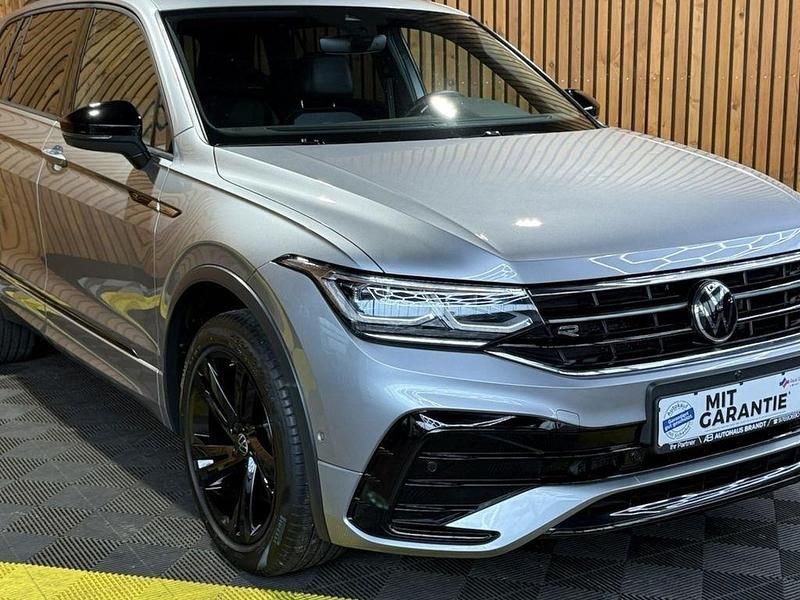 Gebraucht VW Tiguan Allspace R-line 190 PS (139 kW) 2023 Silber SUV