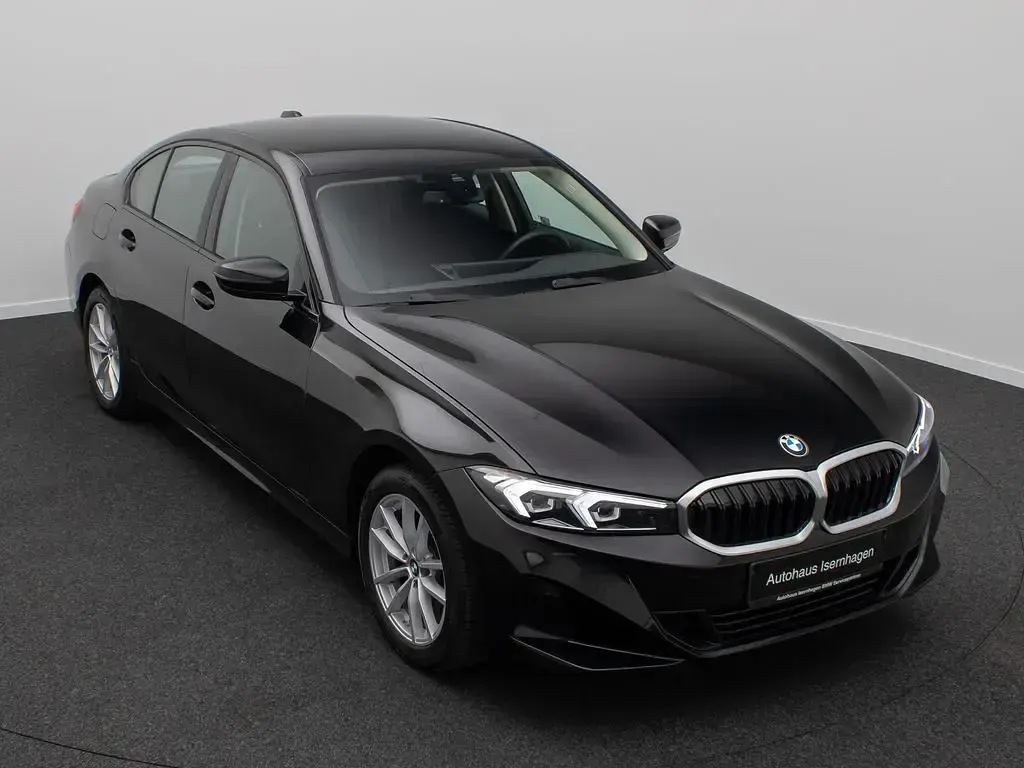Gebraucht BMW 318 Shadowline 156 PS (114 kW) 2024 Schwarz ii  668 Limousine