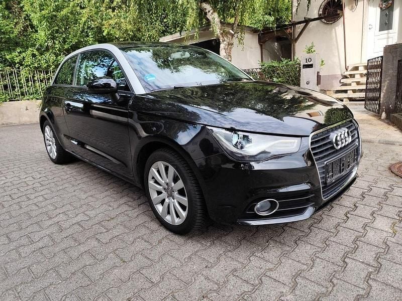 Schwarz Gebraucht 2010 Audi A1 Ambition Kleinwagen | 6.900 € (Superpreis) - Bild 1/4
