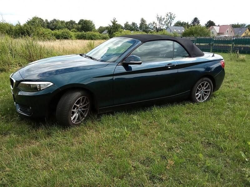Blau Gebraucht 2015 BMW 218 Cabrio | 9.800 € (Fairer Preis) - Bild 1/4