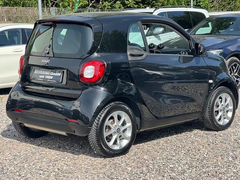 Gebraucht Smart ForTwo Coupé 90 PS (66 kW) 2017 Tridion sicherheitszelle in bl Kleinwagen