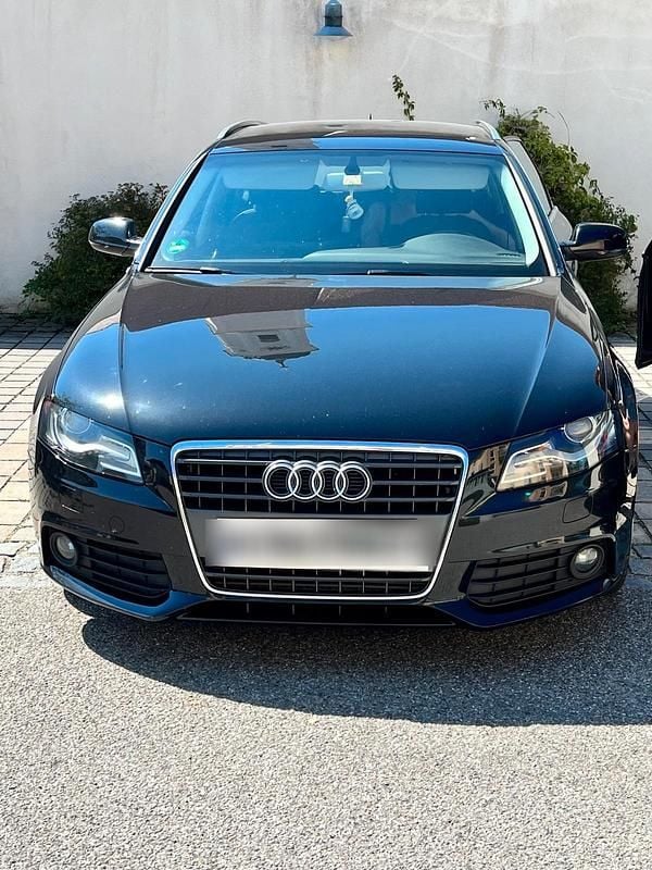 Schwarz Gebraucht 2011 Audi A4 Kombi | 3.800 € (Superpreis) - Bild 1/4