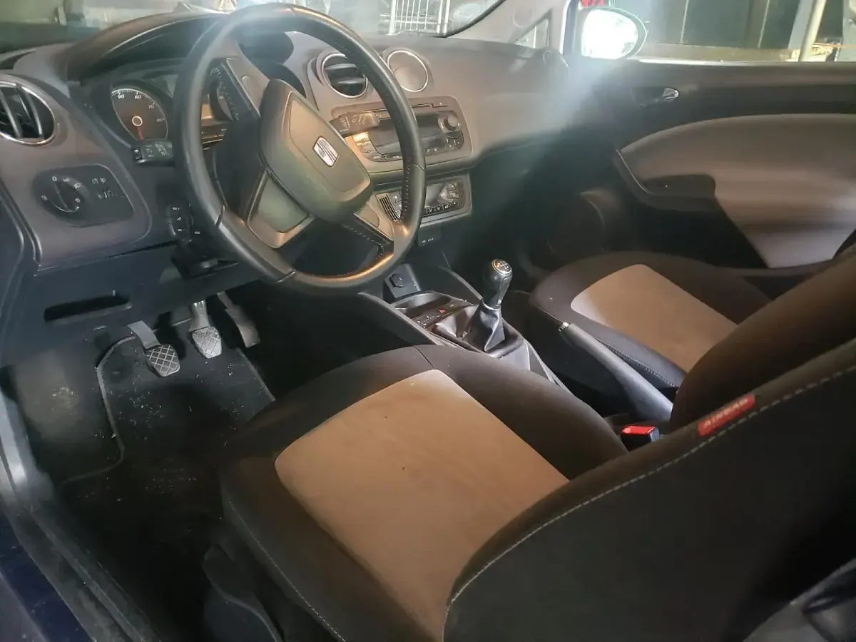 Gebraucht Seat Ibiza 2012 Blau Kleinwagen