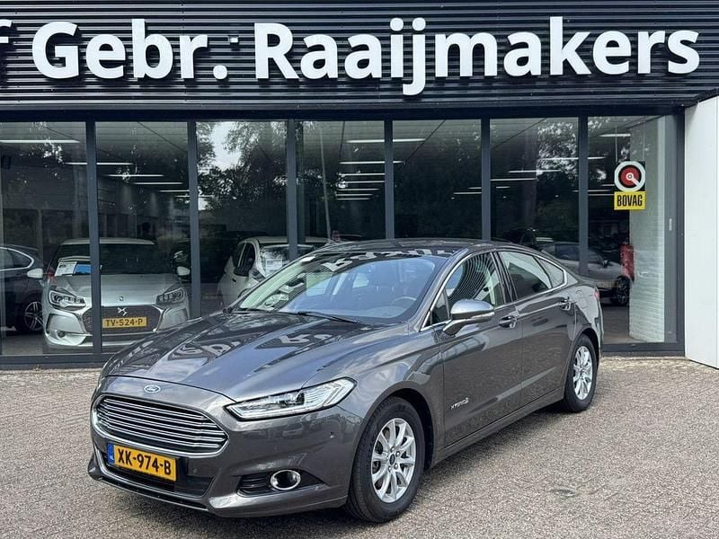 Grau Gebraucht 2019 Ford Mondeo Titanium X Limousine | 11.109 € (Guter Preis) - Bild 1/4