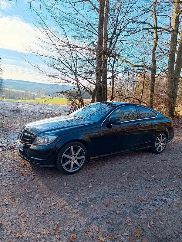 Gebraucht Mercedes C250 AMG 204 PS (150 kW) 2013 Schwarz Coupé