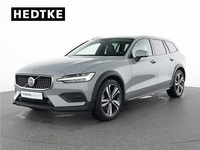 Gebraucht 2023 Volvo V60 CC Kombi | 38.880 € (Etwas zu teuer) - Bild 1/4